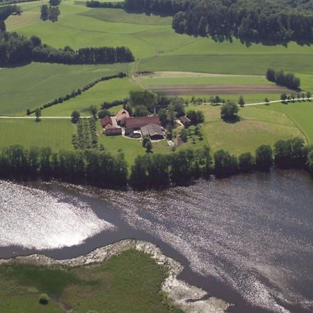 Roesslerhof Ferienwohnung Roesslerweiher Schlier Exteriör bild